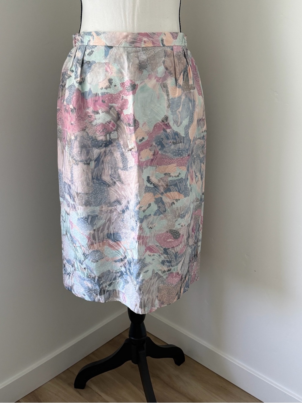 Vintage Pastel Abstract Pencil Skirt in Pink, Blue, Cream, Gray